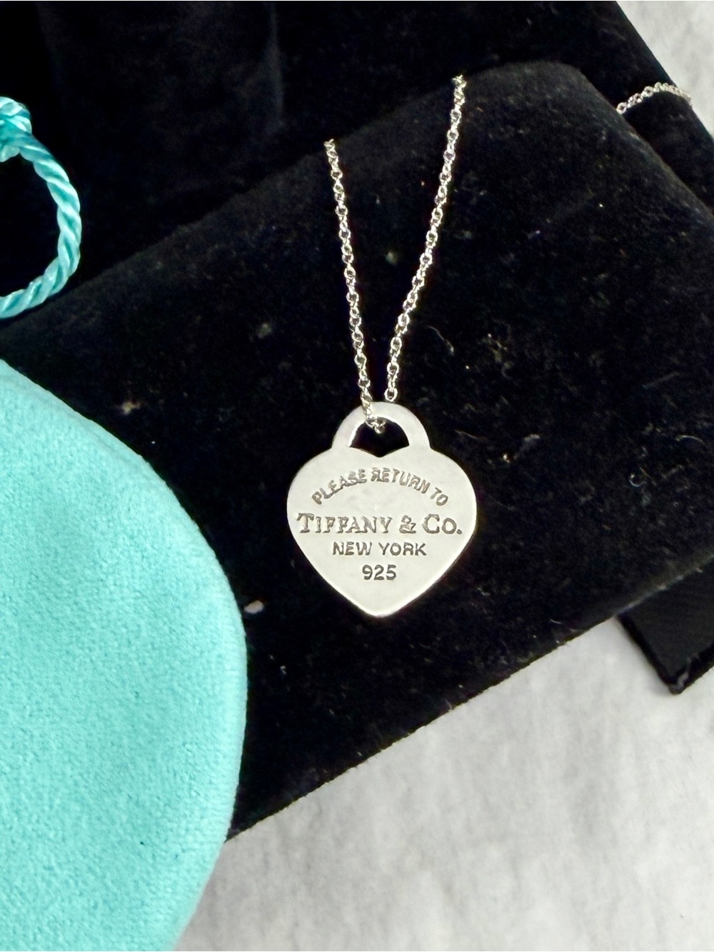 TIFFANY & CO. Sterling Silver Return To Tiffany Heart Tag Pendant Necklace, MED
